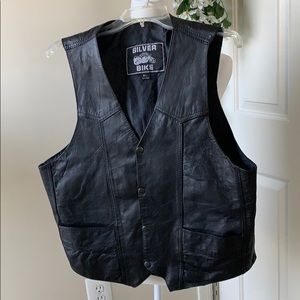 Men’s leather biker vest sz XL